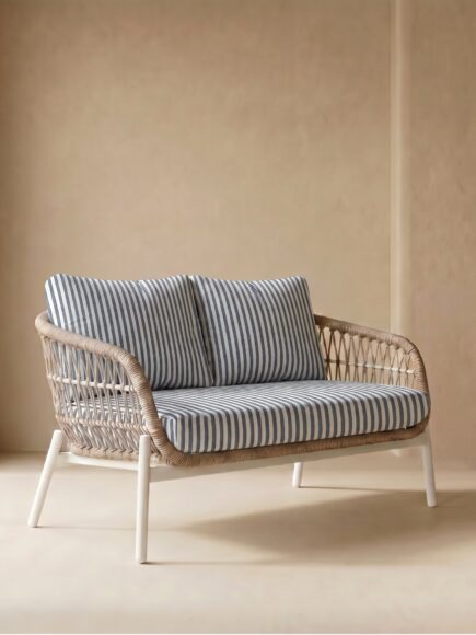Amalfi Loveseat